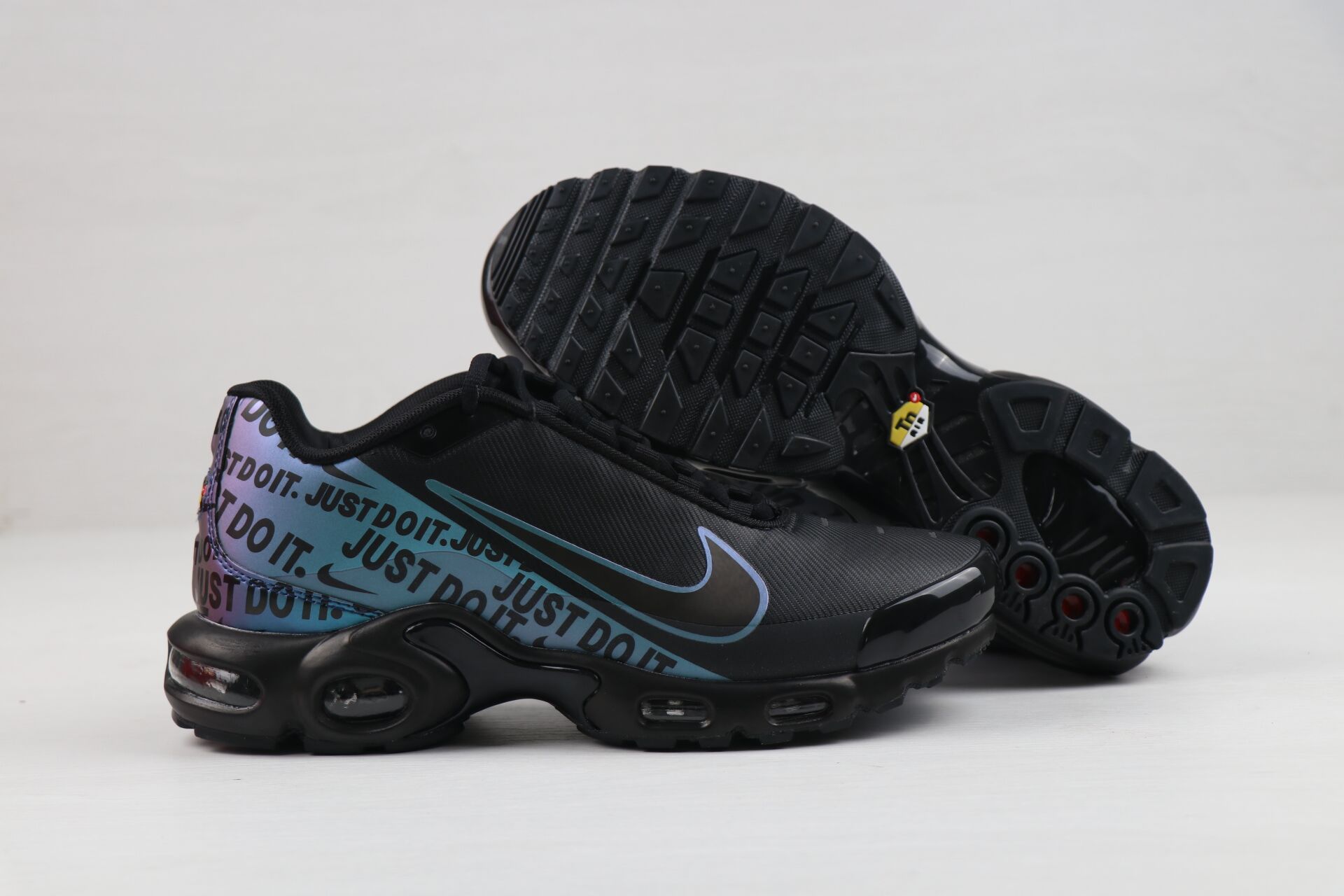 Nike Air Max Plus Black Blue Shoes